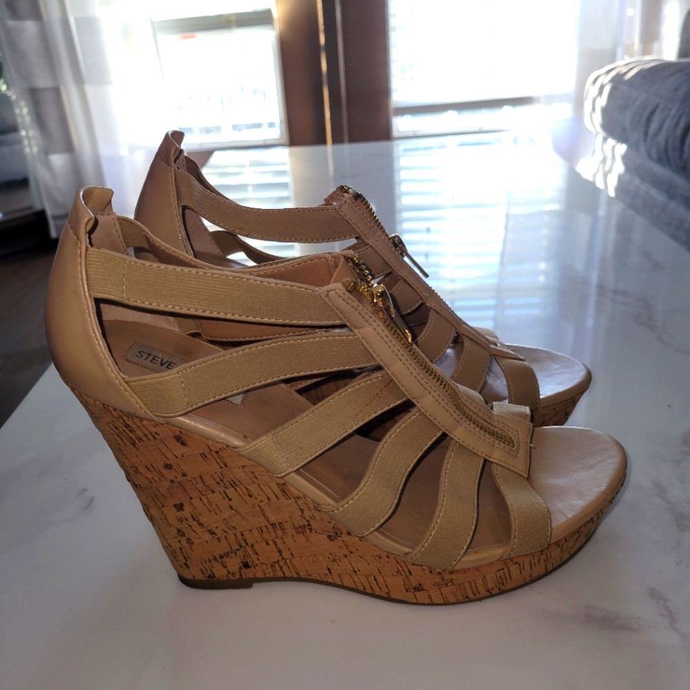 Steve Madden Wedges